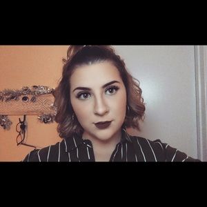 Meet your Posher, Bailey